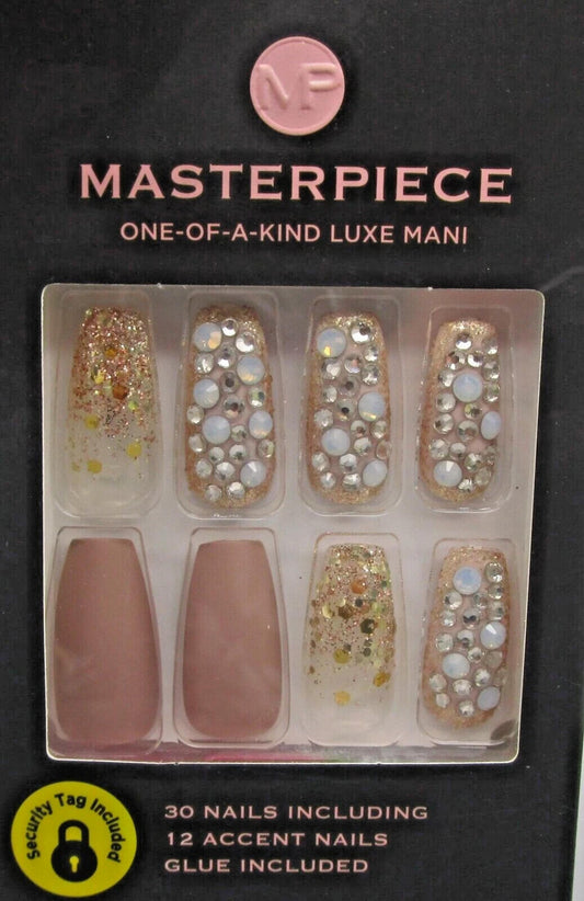 ** KISS~Masterpiece One-Of-A-Kind Luxe Mani Press-On Nails (slight box damage)