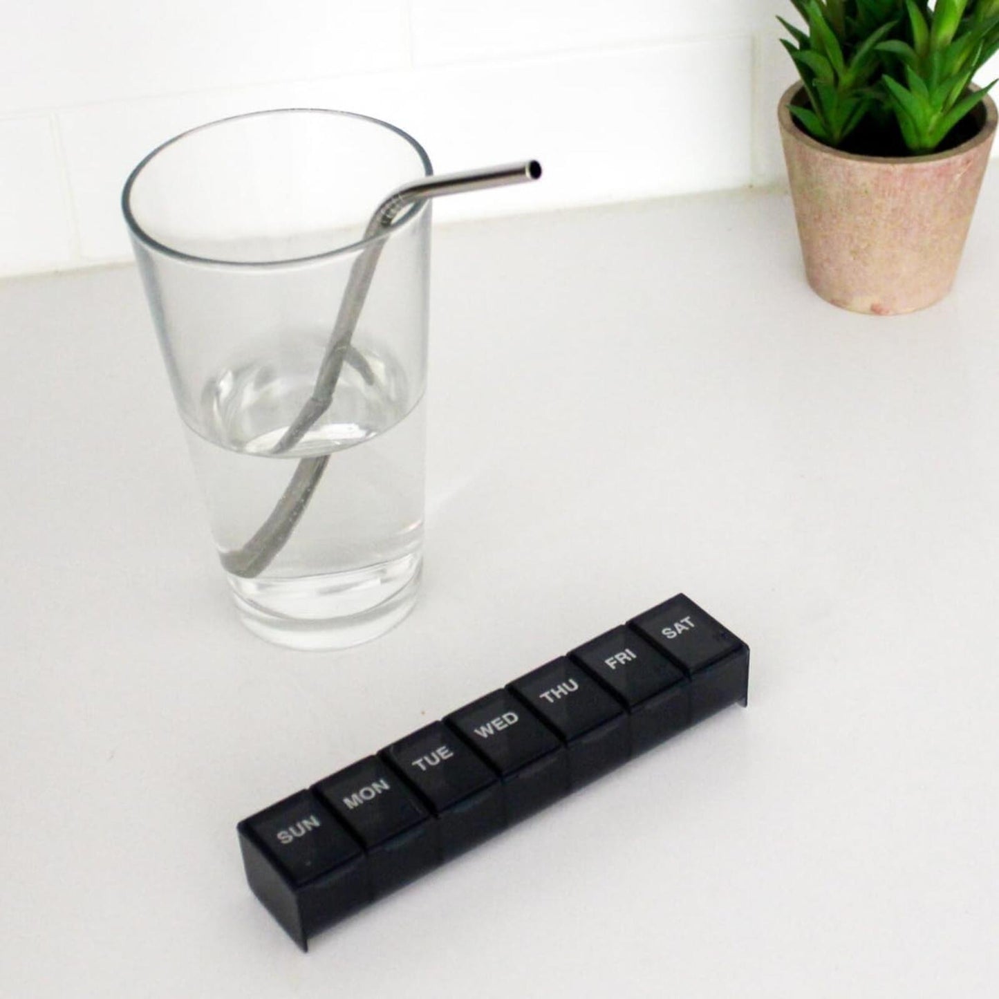 EZY DOSE Weekly (7-Day) Daily Pill Organizer, Vitamin Planner, and Medicine