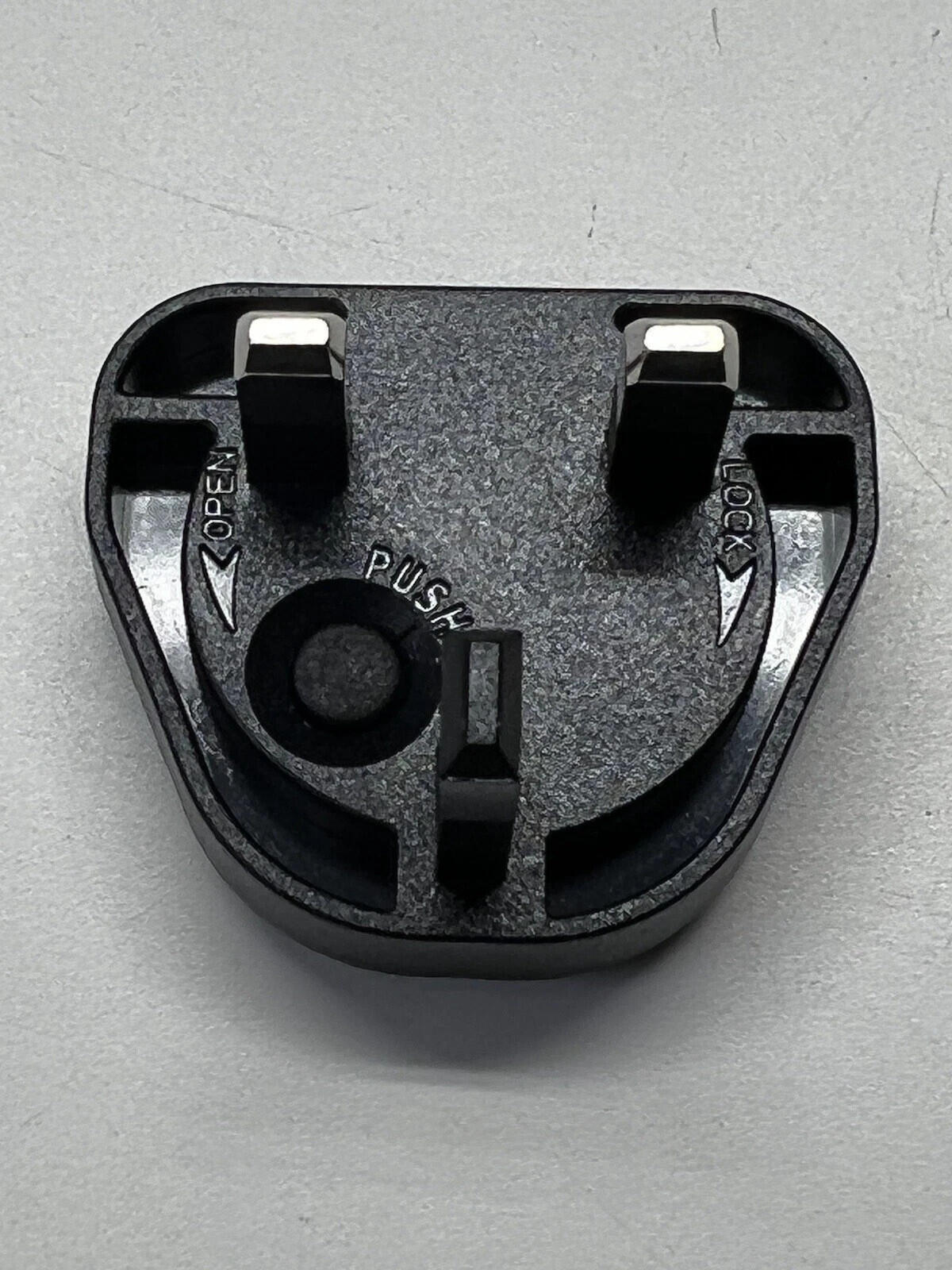 Covidien Kangaroo Feeding Pump Power Adapter Plug  - Type G